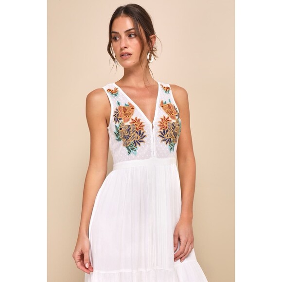 Lulus Tickets To Paradise White Embroidered Maxi Size Medium Dress Boho Coastal - Picture 3 of 12